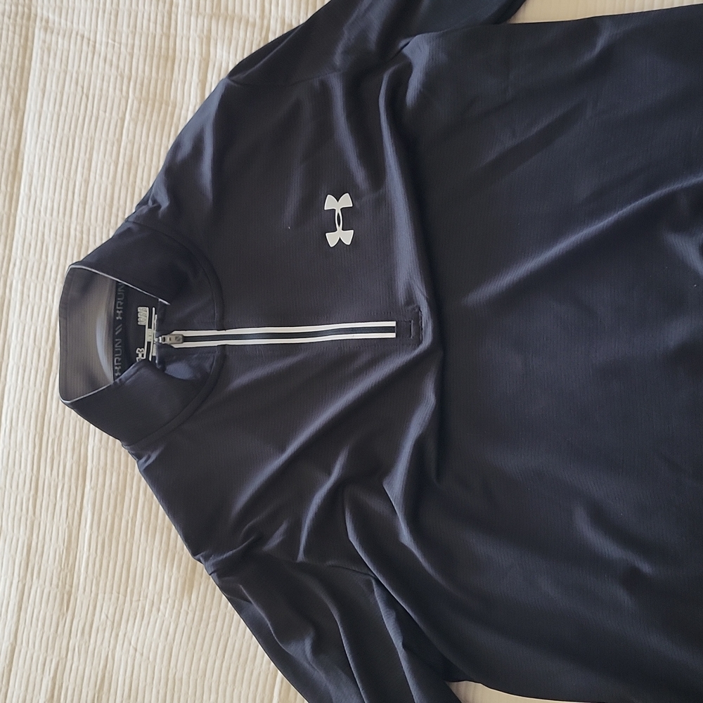 Under Armour black quarterzip